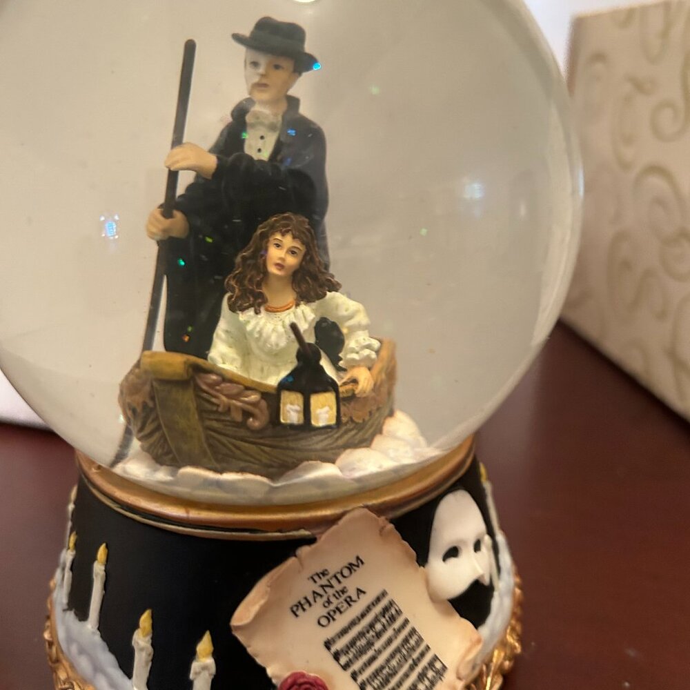 Phantom of the Opera Boat Scene Globe and Music Box